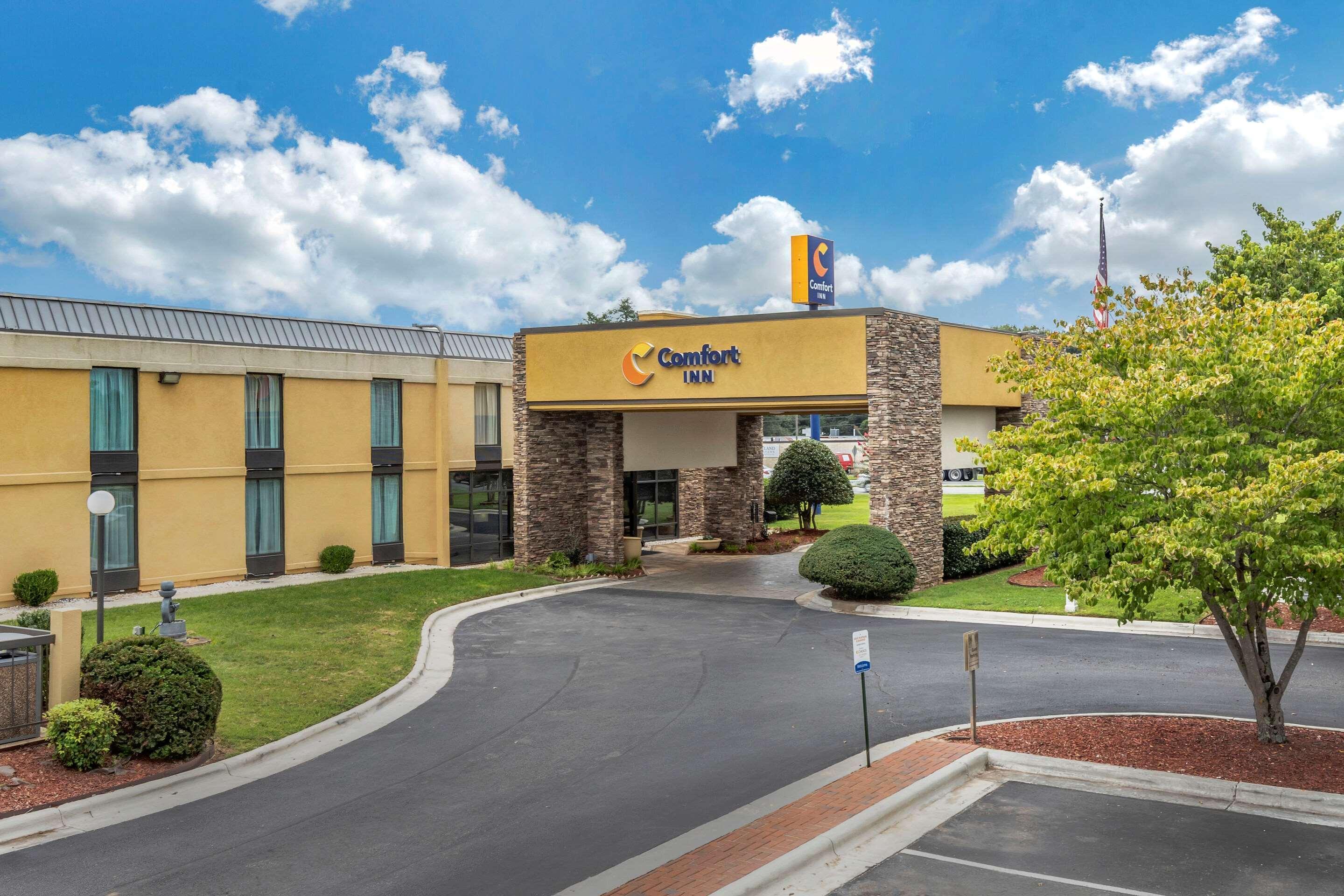 Comfort Inn Shelby Exterior photo