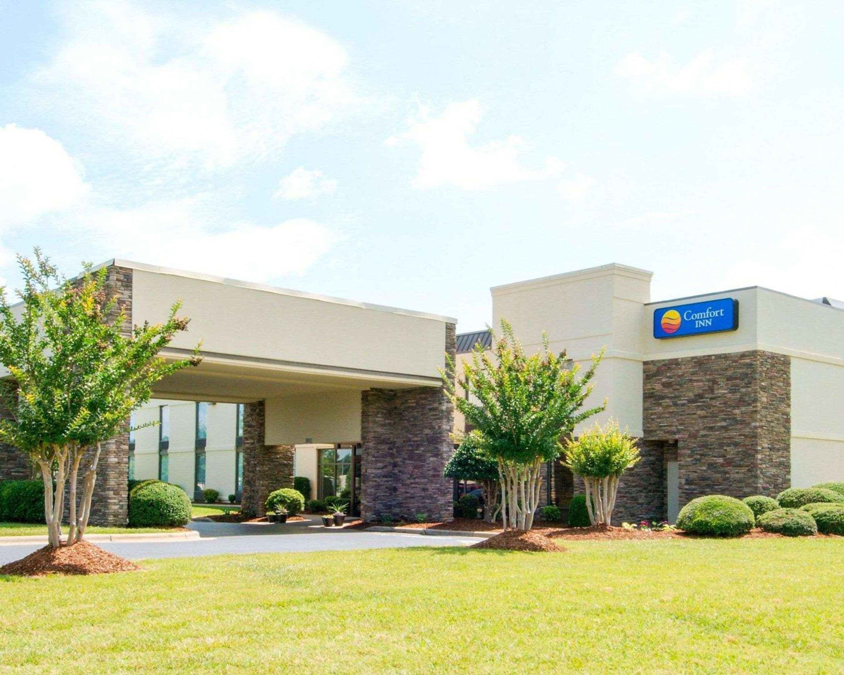 Comfort Inn Shelby Exterior photo